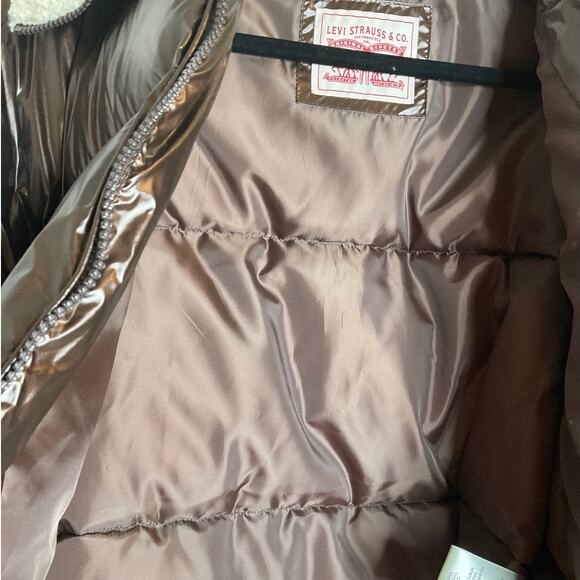 NWT Levis Breanna Faux Fur Pearlized Brown Sherpa Puffer Jacket Women's Size M - Picture 6 of 9